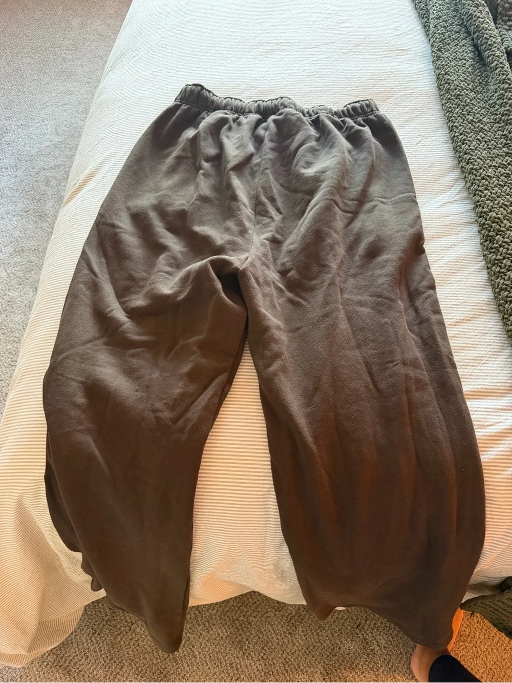 ALO Yoga Kids Chocolate Brown Joggers with Logo